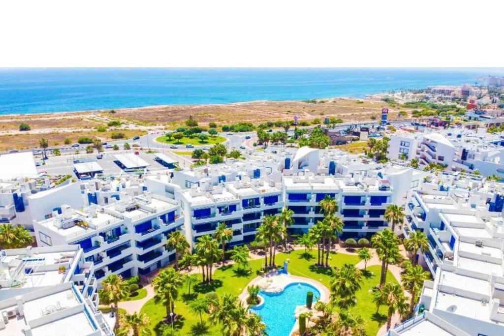 Apartament Coral House - La Calma - Playa Flamenca - Big Terrace & 4 Swimming Pools. Zewnętrze zdjęcie